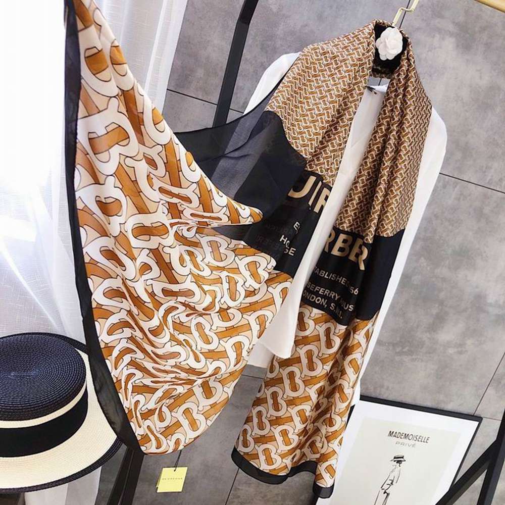 B**rry scarf